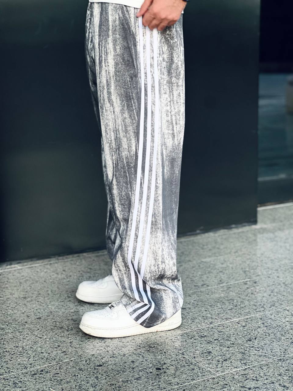 gray blur sweatpants