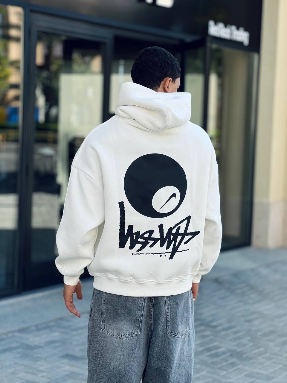 oversized white hoodie