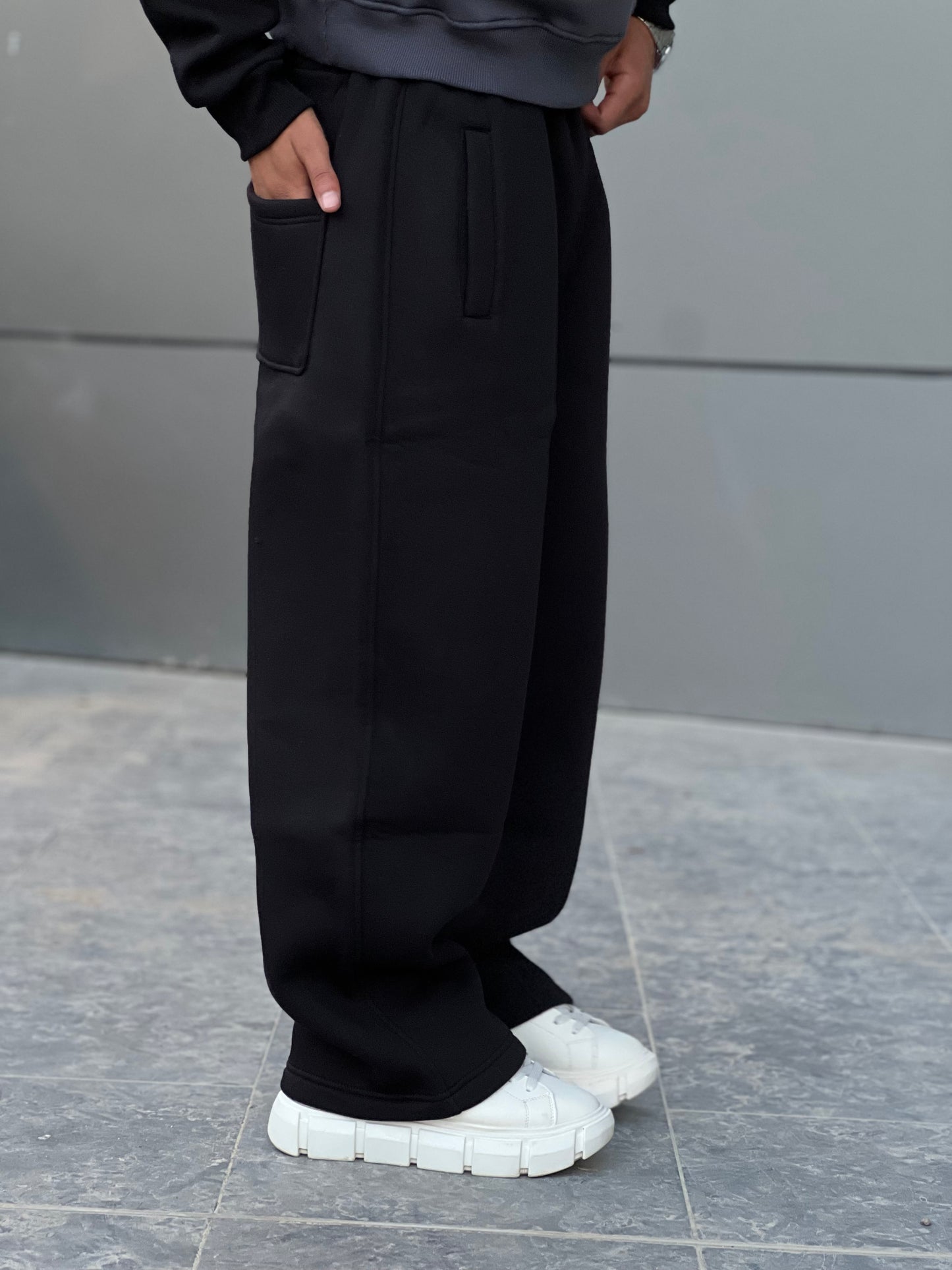 Essential black sweatpants