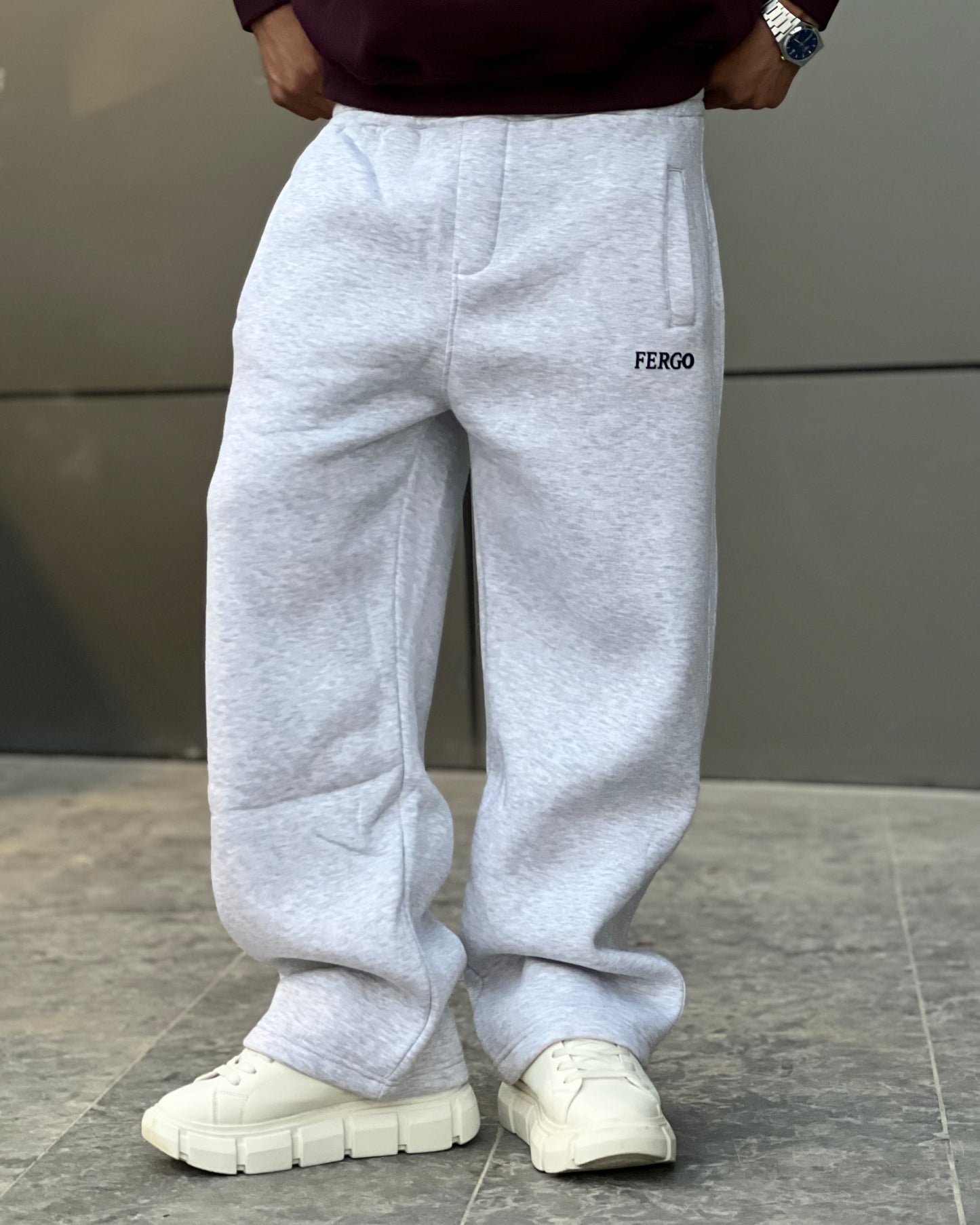 Essential gray sweatpants