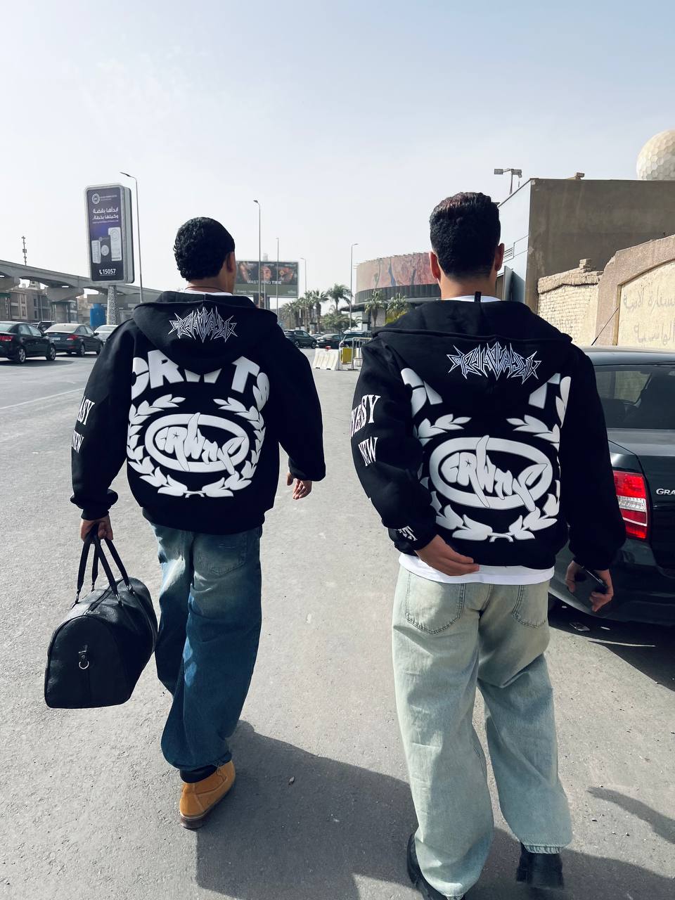 oversized black zipper