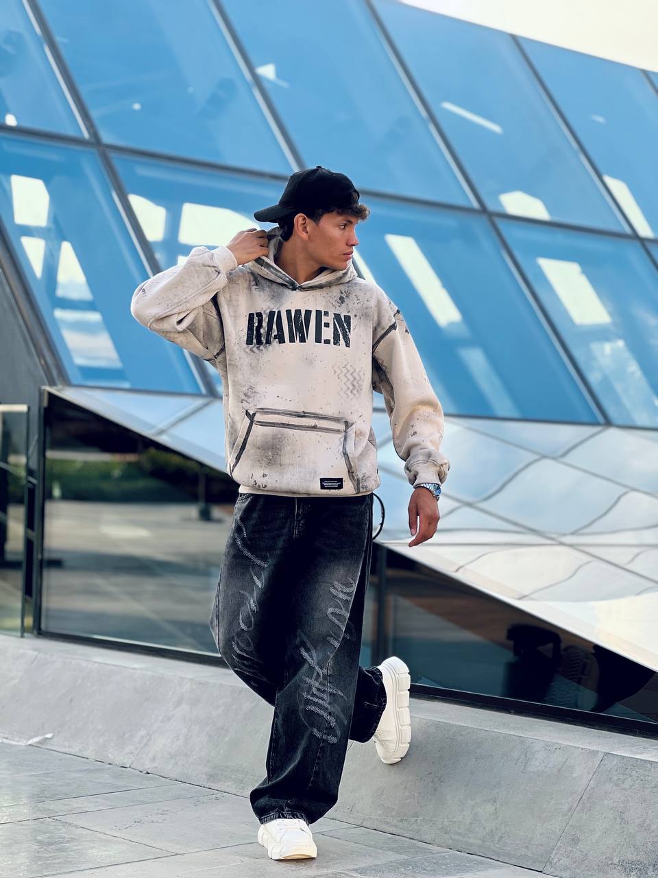 Oversized beige hoodie