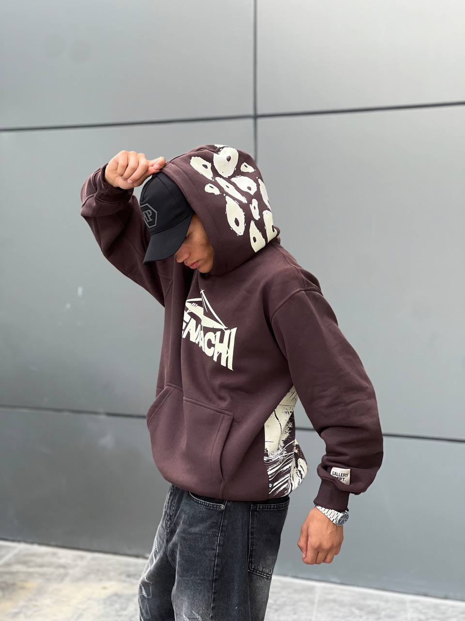 Oversized brown hoodie