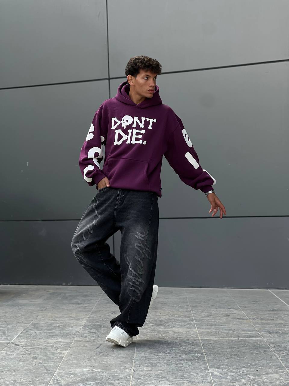 Oversized violet hoodie