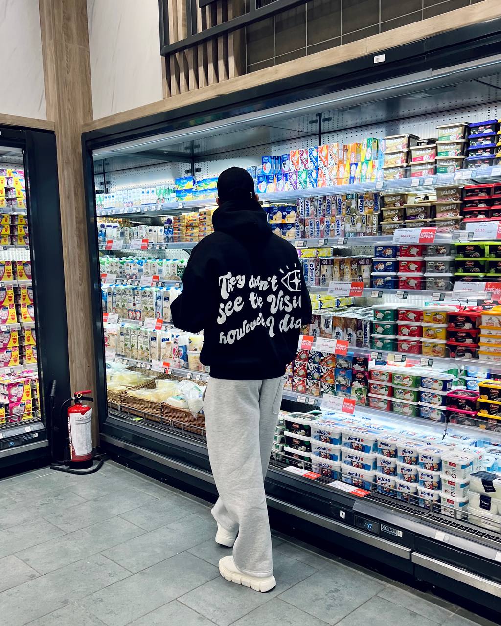 oversized black hoodie