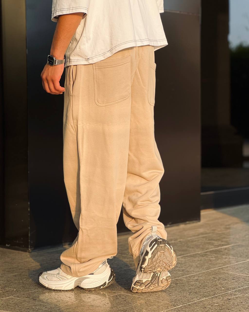Beige basic sweatpants