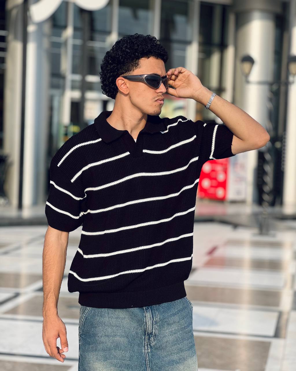 Striped black Trico