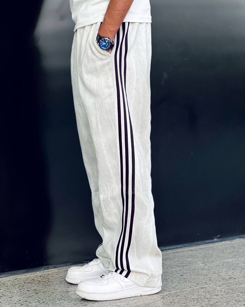 creamy blur sweatpants