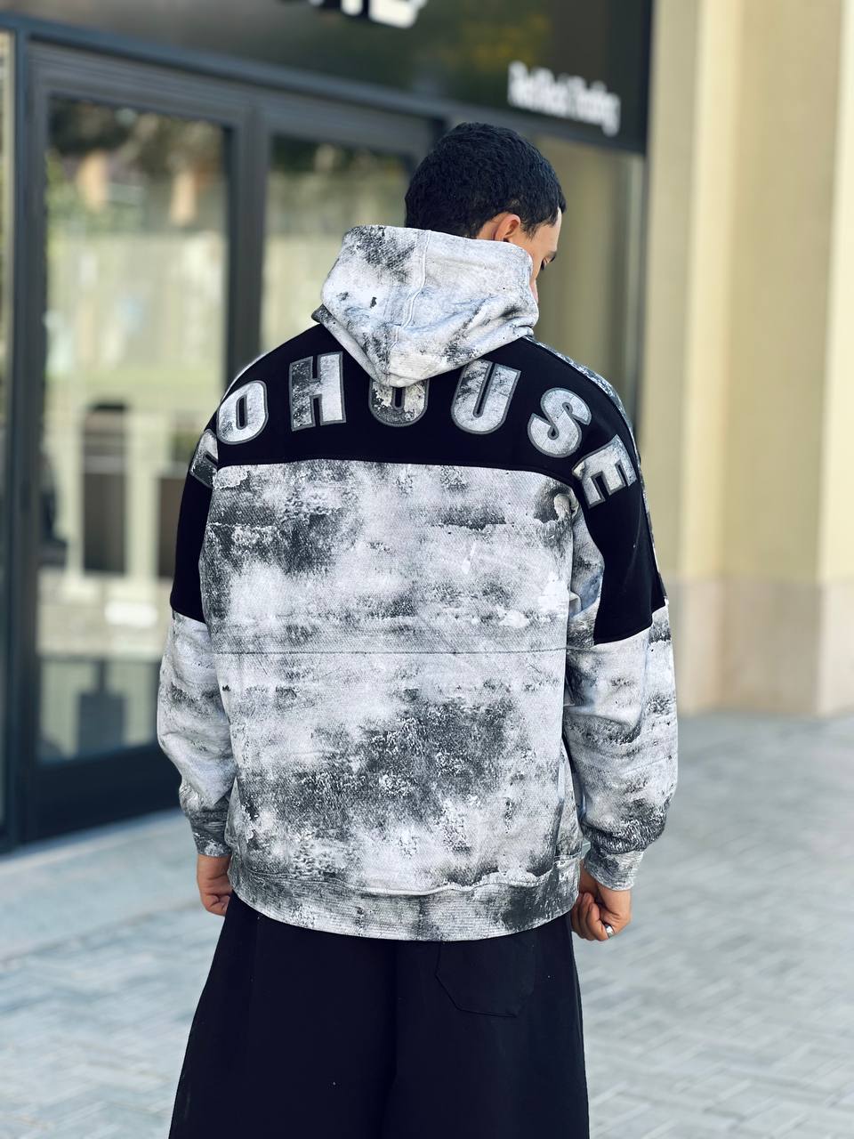 oversized blur hoodie