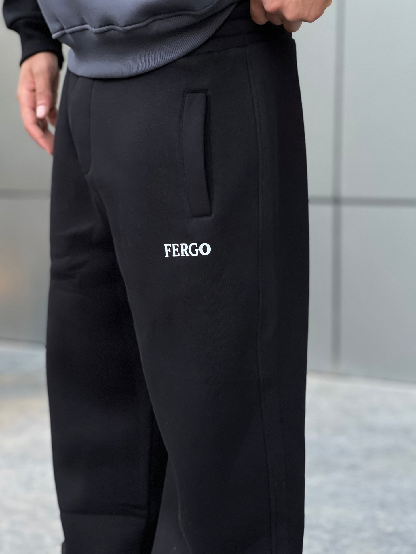 Essential black sweatpants