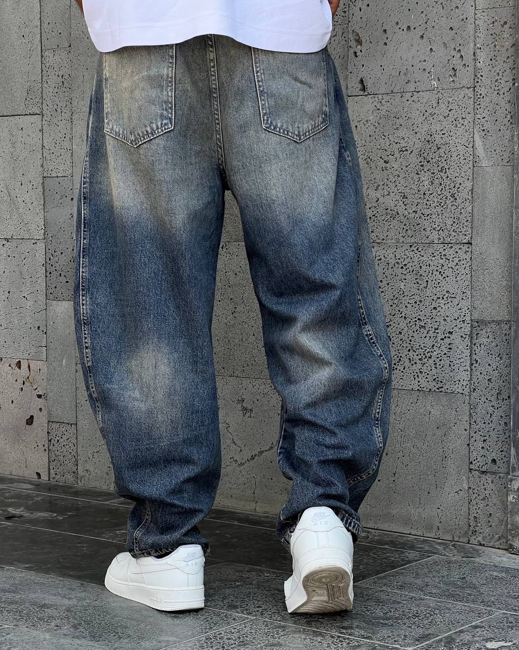 Washed Balloon Jeans