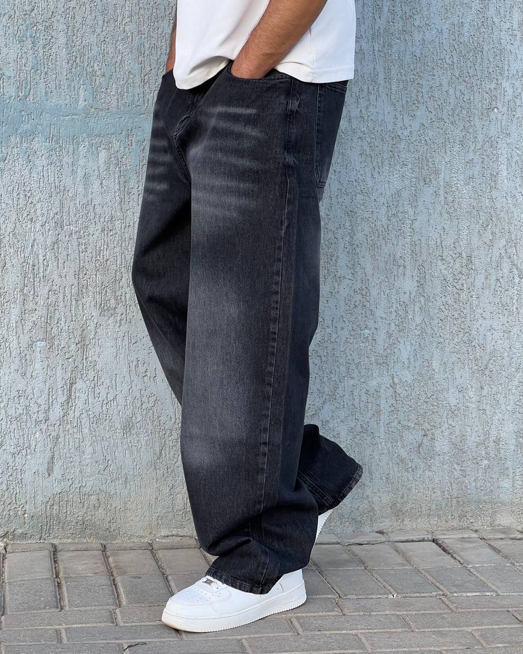 Black baggy jeans