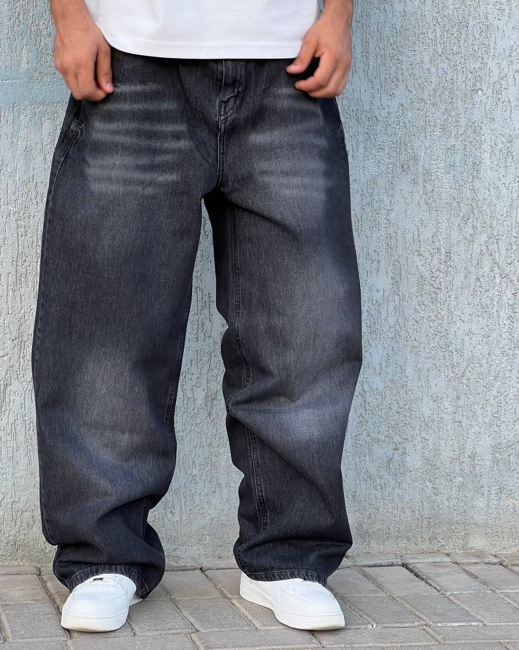 Black baggy jeans