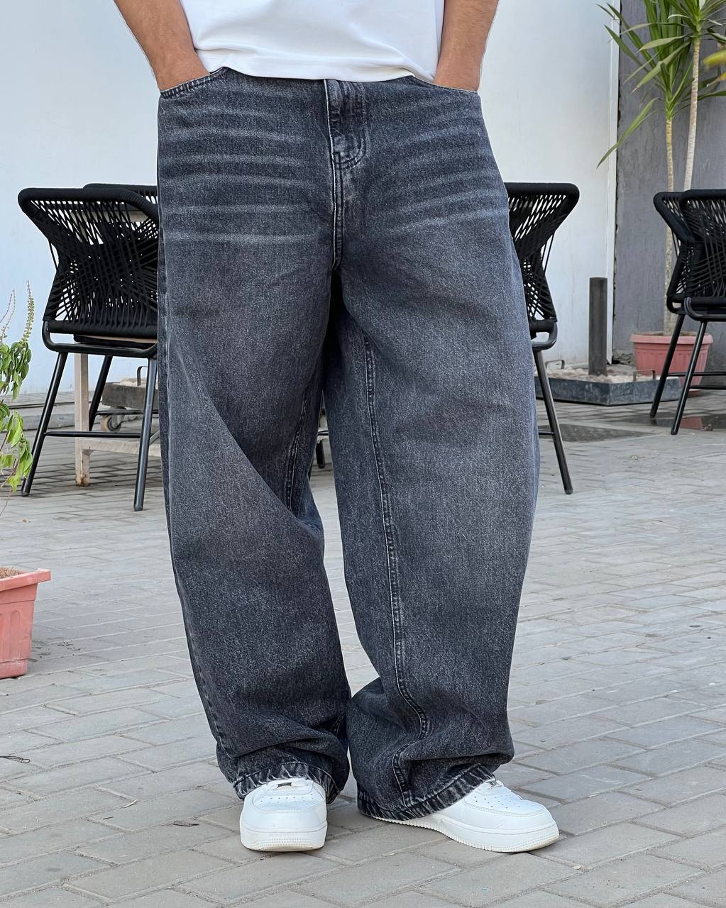 Textured black baggy jeans