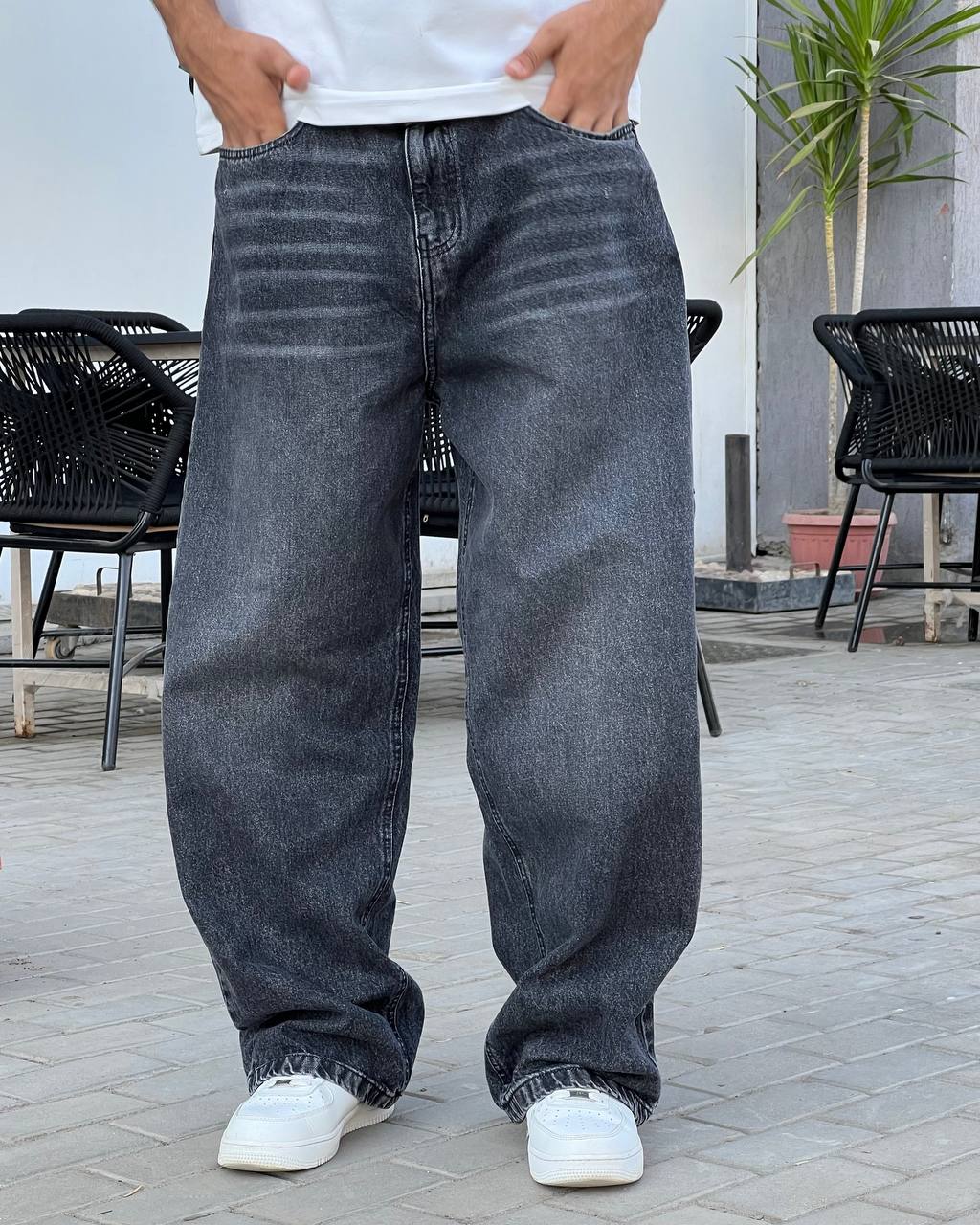Textured black baggy jeans