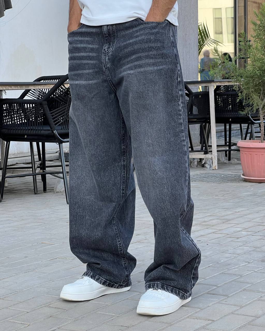 Textured black baggy jeans