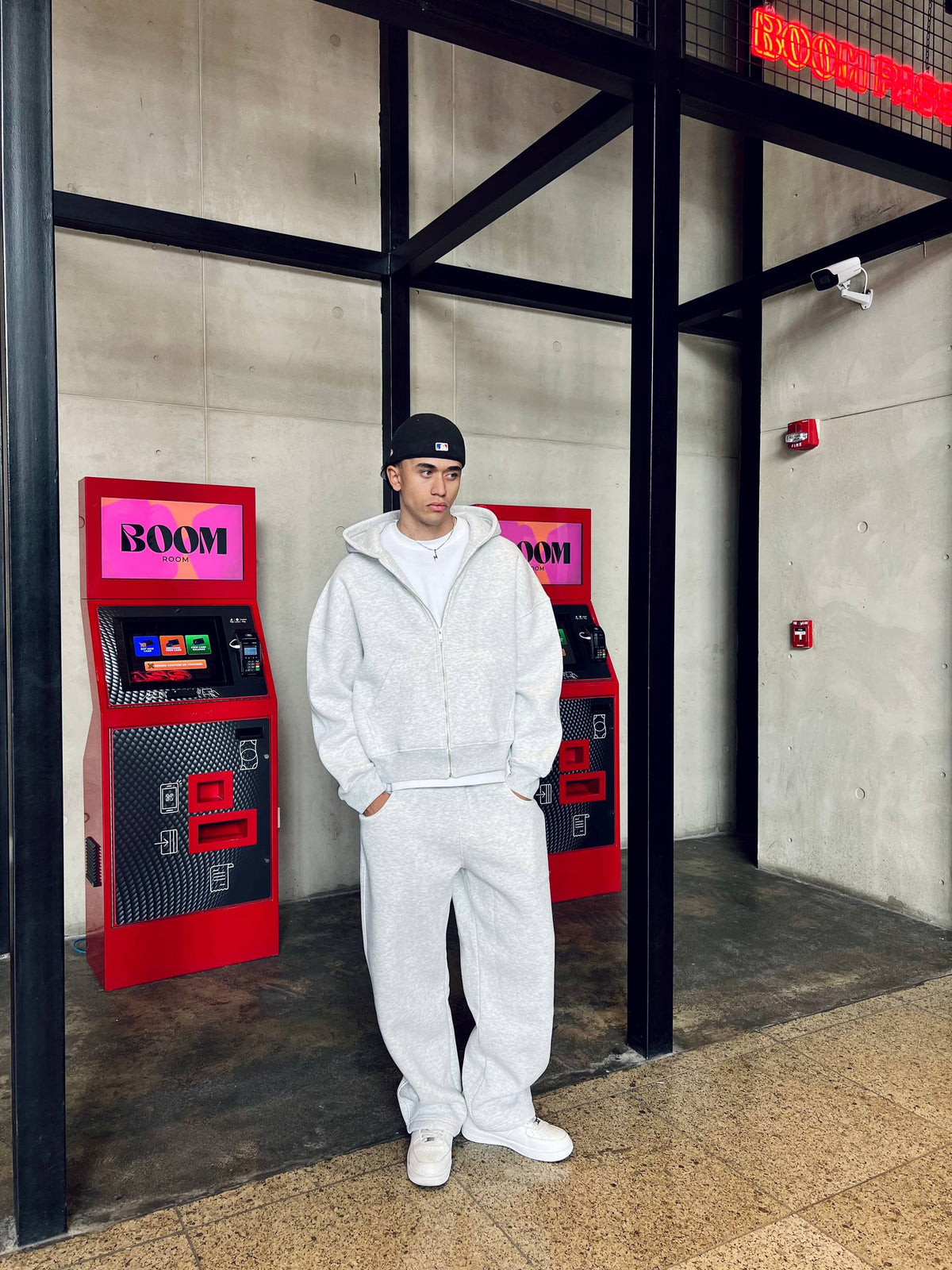 Gray Essential Set