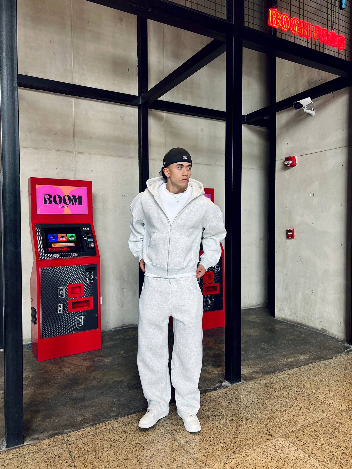 Gray Essential Set