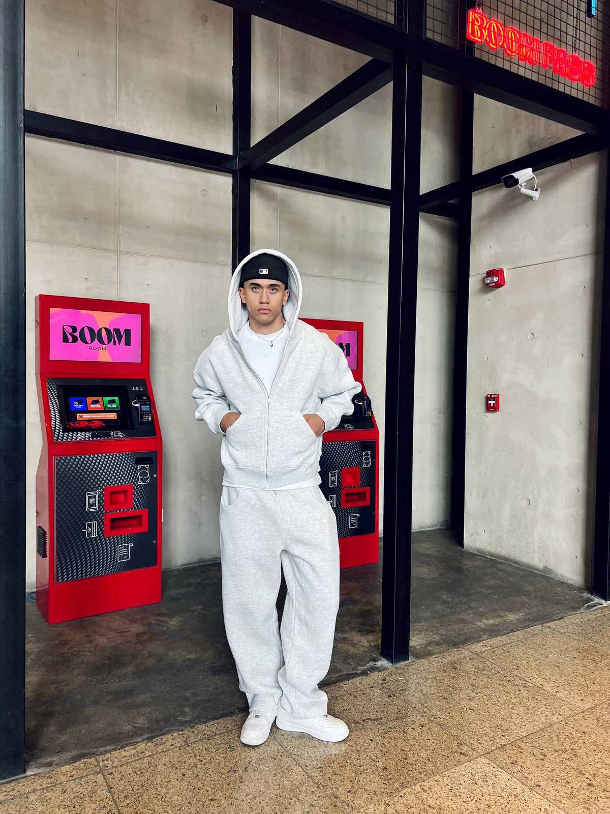 Gray Essential Set