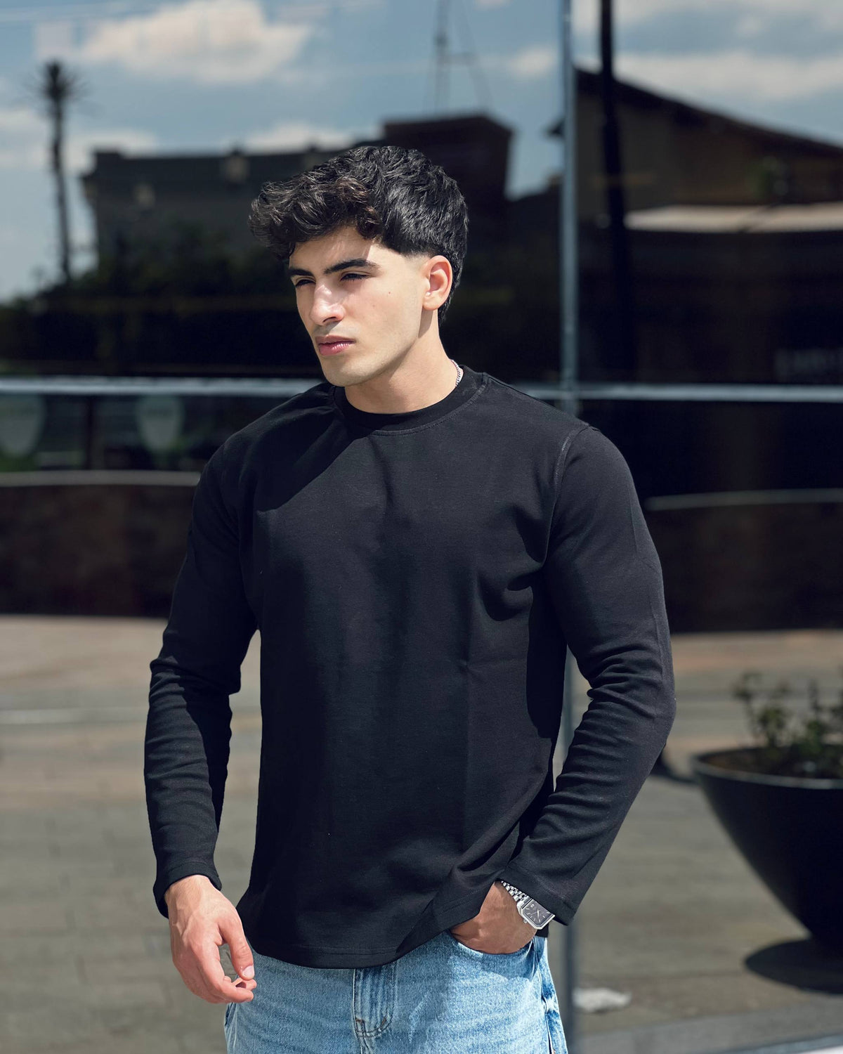 Basic Long Sleeve T-Shirt – Black