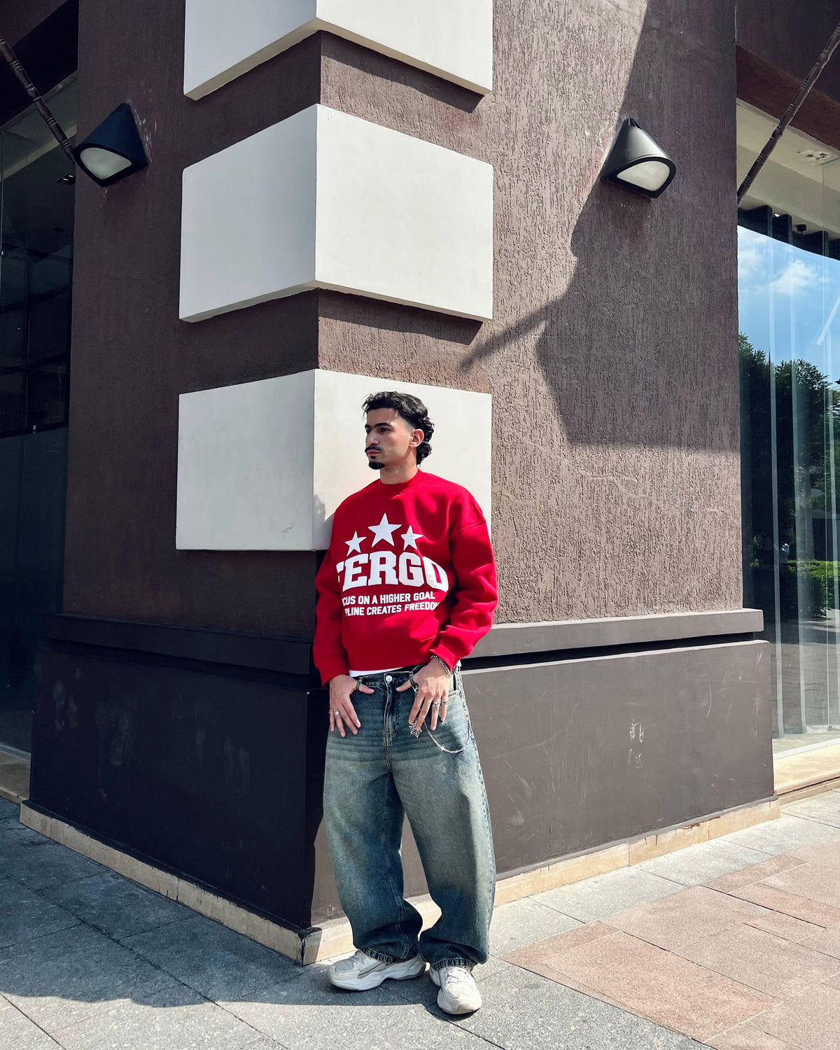 Triple Star Crewneck – Red