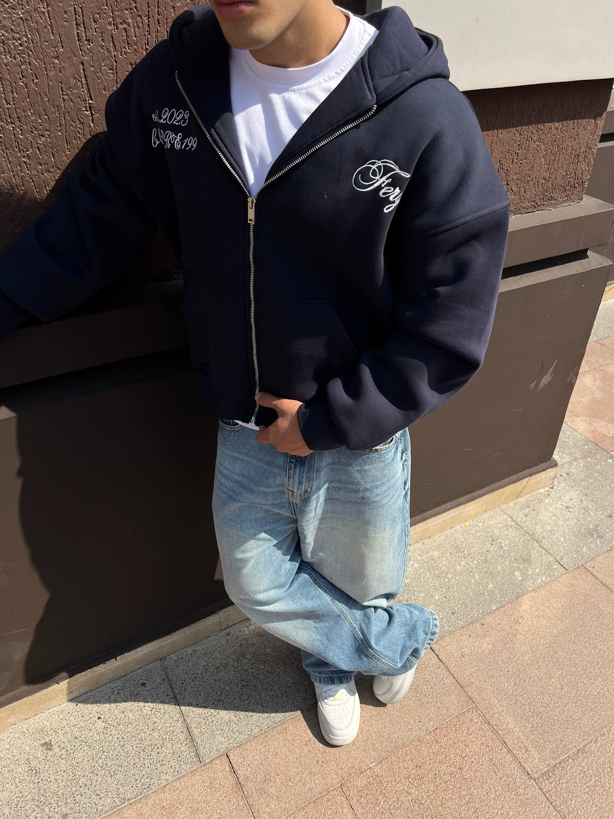Signature Zipper – Navy