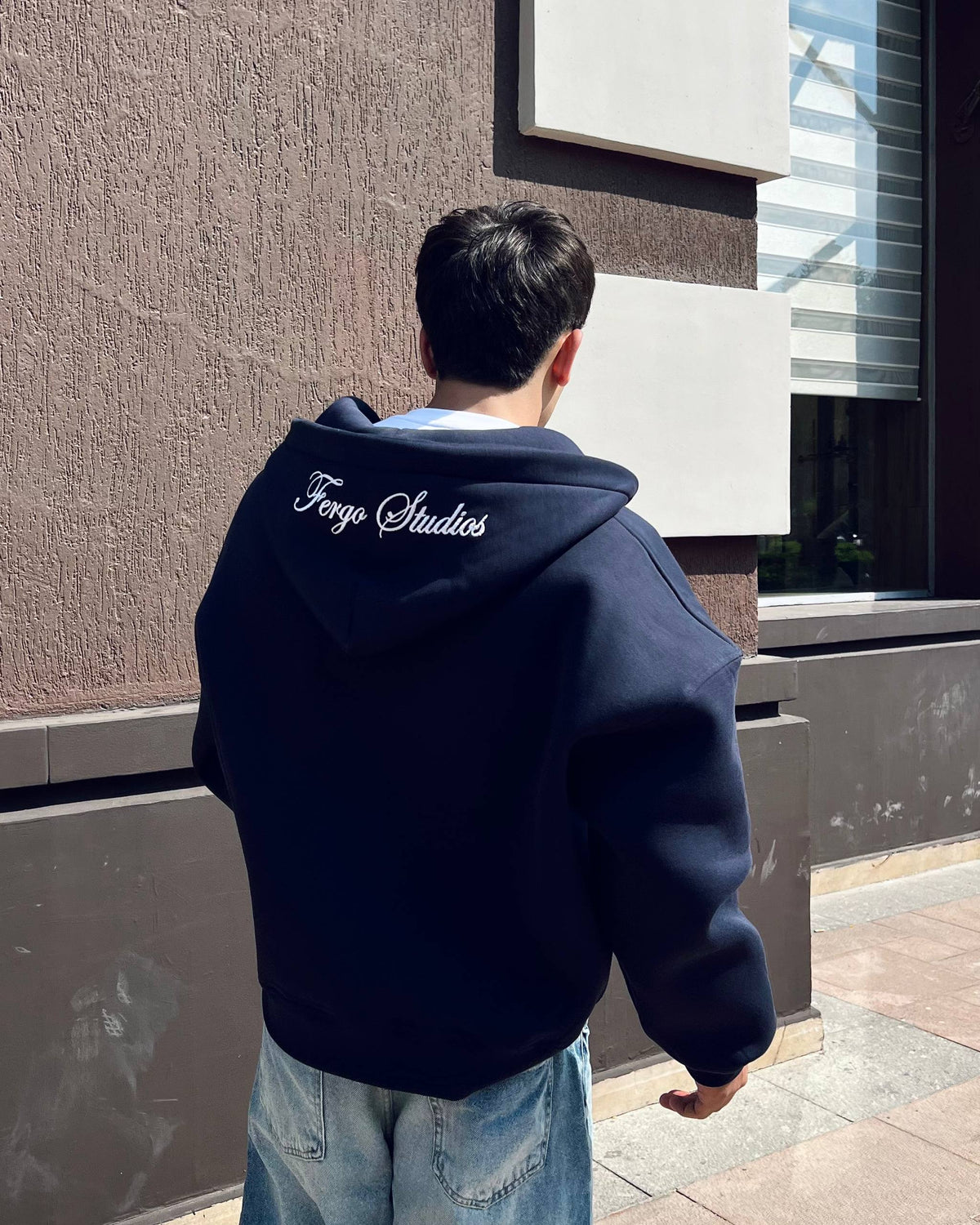 Signature Zipper – Navy