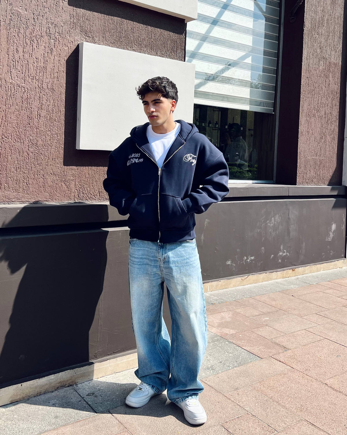 Signature Zipper – Navy