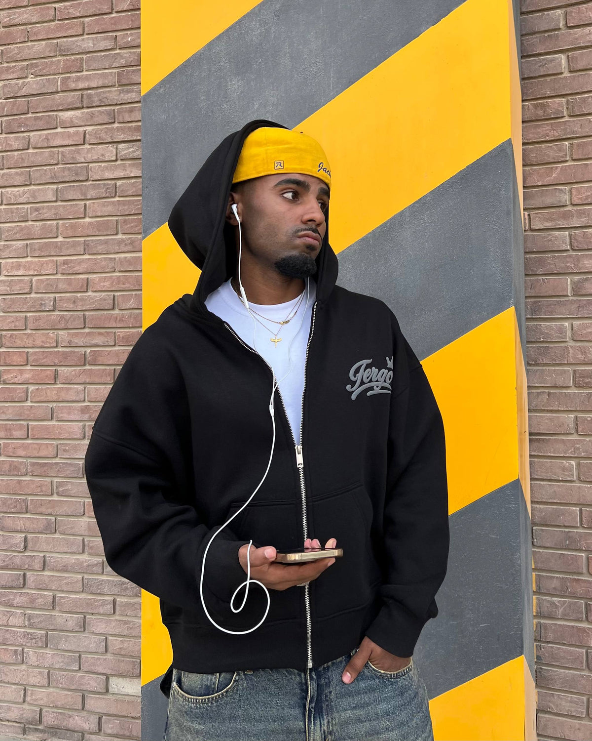 Crown Zipper Hoodie-Black