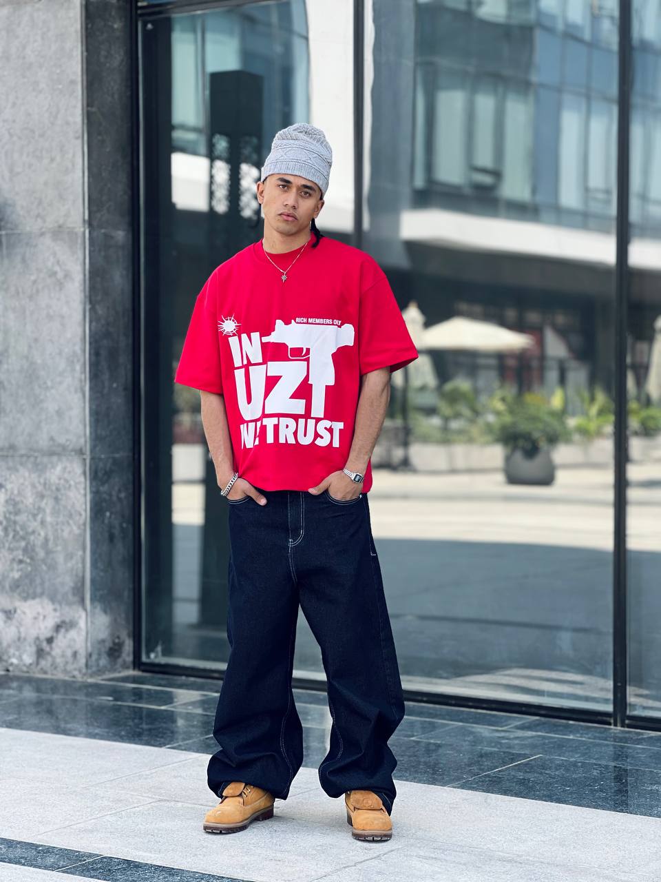 Oversized red T-shirt