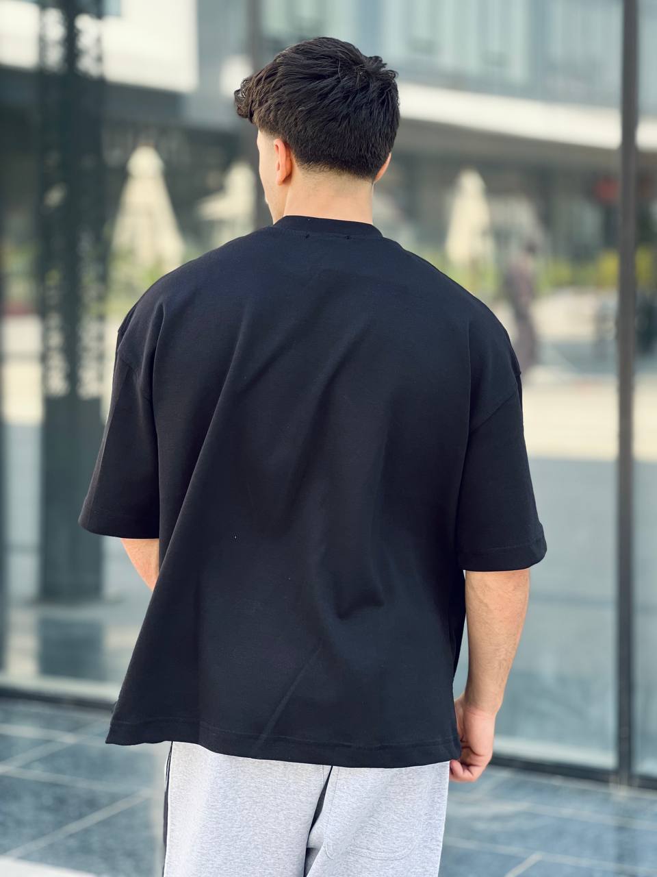 Oversized black T-shirt