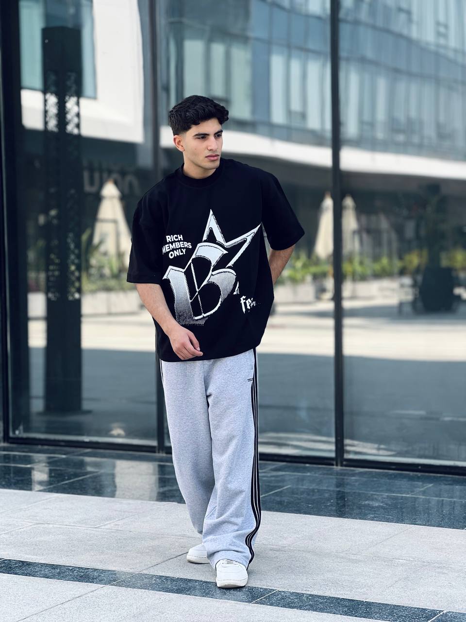 Oversized black T-shirt
