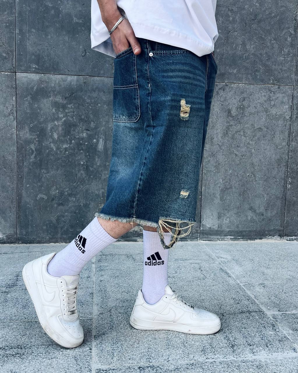 dark washed jorts